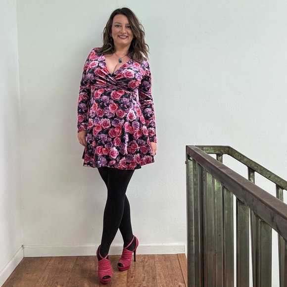 Reserved Floral Wrap Neckline Mini Women’s Dress Size Large - Picture 2 of 11